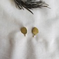 Kolczyki NO PAIR brass pearl gold, z perełką